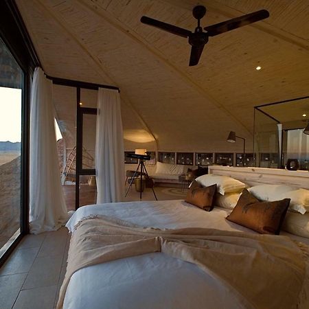 Desert Whisper Solitaire Extérieur photo